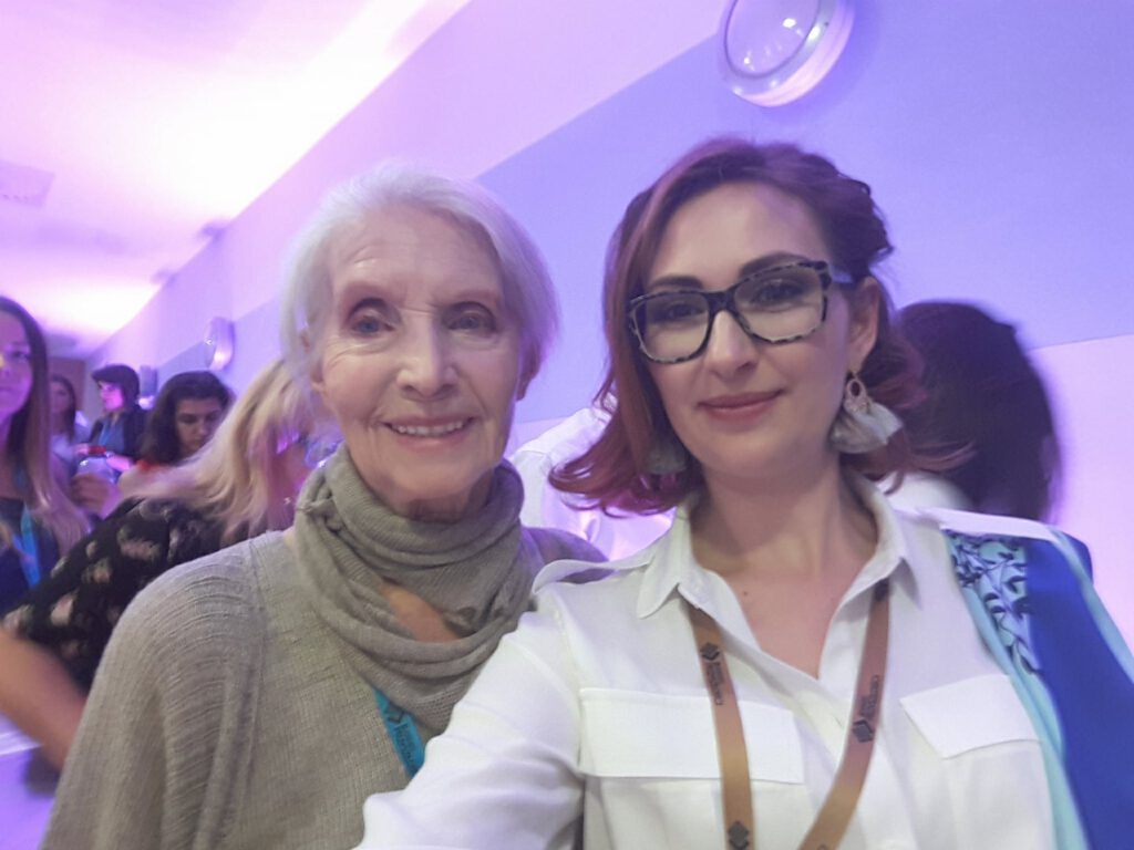 <img scr="https://www.stylowamoda.pl/osobista-stylistka-olsztyn-zakupy-ze-stylistką-przegląd-szafy.jpg" alt="Zakupy-ze-stylistką-przegląd-szafy-analiza-kolorystyczna-kreowanie-wizerunku-warsztaty-stylu"/>