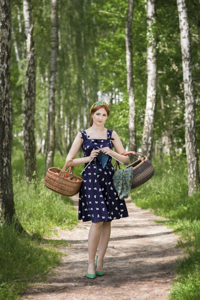 <img scr="https://www.stylowamoda.pl/osobista-stylistka-zakupy-ze-stylistką-olsztyn-warszawa.jpg" alt="Zakupy-ze-stylistką-przegląd-szafy-analiza-kolorystyczna-kreowanie-wizerunku-warszawa-olsztyn-trójmiasto-poznań"/>