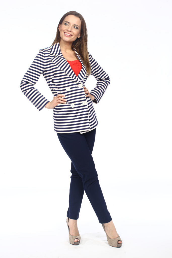 <img scr="https://www.stylowamoda.pl/olsztyn-osobista-stylistka-zakupy-ze-stylistką-przegląd-szafy.jpg" alt="Zakupy-ze-stylistką-przegląd-szafy-analiza-kolorystyczna-kreowanie-wizerunku-warsztaty-stylu"/>