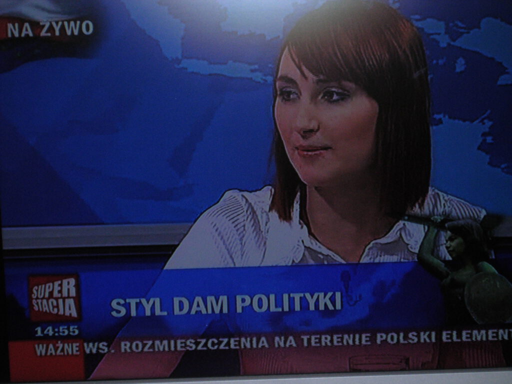<img scr="https://www.stylowamoda.pl/osobista-stylistka-olsztyn-zakupy-ze-stylistką-przegląd-szafy.jpg" alt="Zakupy-ze-stylistką-przegląd-szafy-analiza-kolorystyczna-kreowanie-wizerunku-warsztaty-stylu"/>