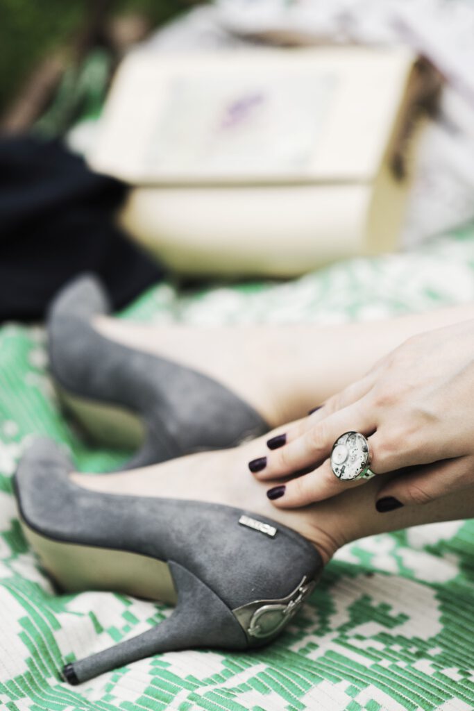 <img scr="https://www.stylowamoda.pl/osobista-stylistka-zakupy-ze-stylistką-olsztyn-warszawa.jpg" alt="Zakupy-ze-stylistką-przegląd-szafy-analiza-kolorystyczna-kreowanie-wizerunku-warszawa-olsztyn-trójmiasto-poznań"/>