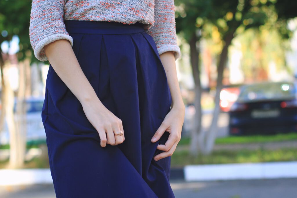 <img scr="https://www.stylowamoda.pl/osobista-stylistka-zakupy-ze-stylistką-olsztyn-warszawa.jpg" alt="Zakupy-ze-stylistką-przegląd-szafy-analiza-kolorystyczna-kreowanie-wizerunku-warszawa-olsztyn-trójmiasto-poznań"/>