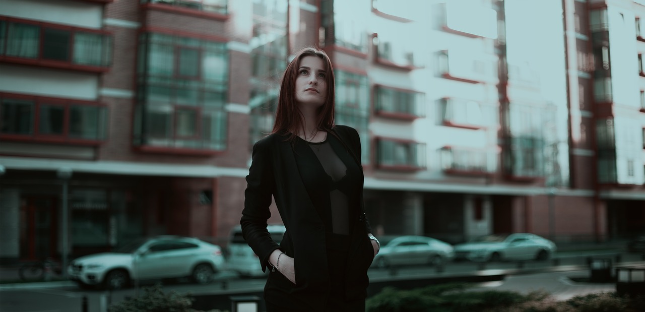 <img scr="https://www.stylowamoda.pl/osobista-stylistka-zakupy-ze-stylistką-olsztyn-warszawa.jpg" alt="Zakupy-ze-stylistką-przegląd-szafy-analiza-kolorystyczna-kreowanie-wizerunku-warszawa-olsztyn-trójmiasto-poznań"/>