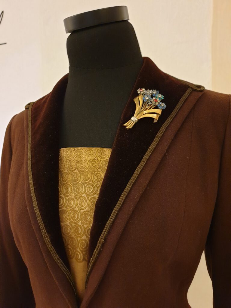 <img scr="https://www.stylowamoda.pl/osobista-stylistka.jpg" alt="Zakupy-ze-stylistką-przegląd-szafy-analiza-kolorystyczna-kreowanie-wizerunku-warszawa-olsztyn-trójmiasto-poznań"/>