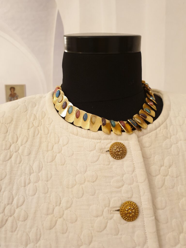 <img scr="https://www.stylowamoda.pl/osobista-stylistka.jpg" alt="Zakupy-ze-stylistką-przegląd-szafy-analiza-kolorystyczna-kreowanie-wizerunku-warszawa-olsztyn-trójmiasto-poznań"/>