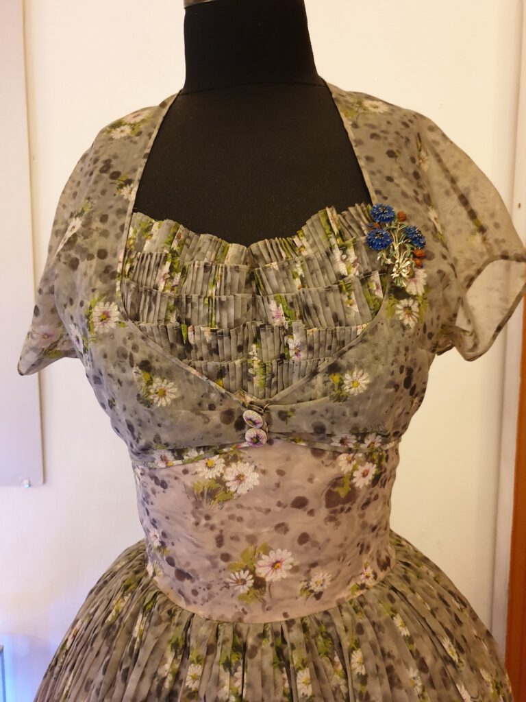 <img scr="https://www.stylowamoda.pl/osobista-stylistka.jpg" alt="Zakupy-ze-stylistką-przegląd-szafy-analiza-kolorystyczna-kreowanie-wizerunku-osobista-stylistka-warszawa-olsztyn-trójmiasto-poznań"/>