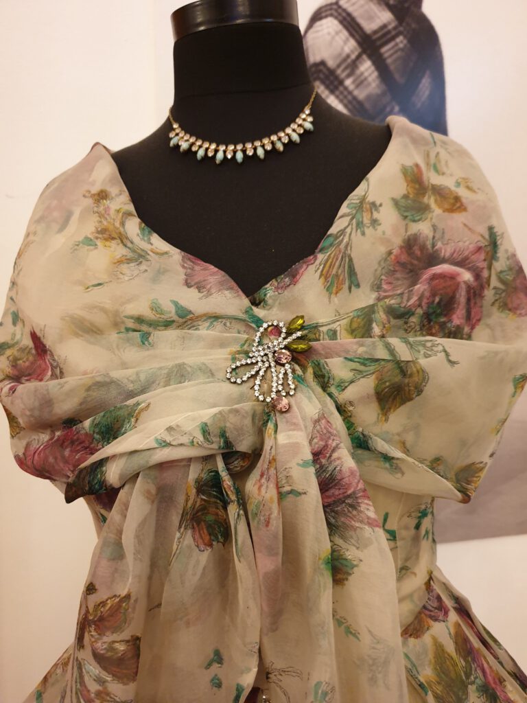 <img scr="https://www.stylowamoda.pl/osobista-stylistka.jpg" alt="Zakupy-ze-stylistką-przegląd-szafy-analiza-kolorystyczna-kreowanie-wizerunku-osobista-stylistka-warszawa-olsztyn-trójmiasto-poznań"/>