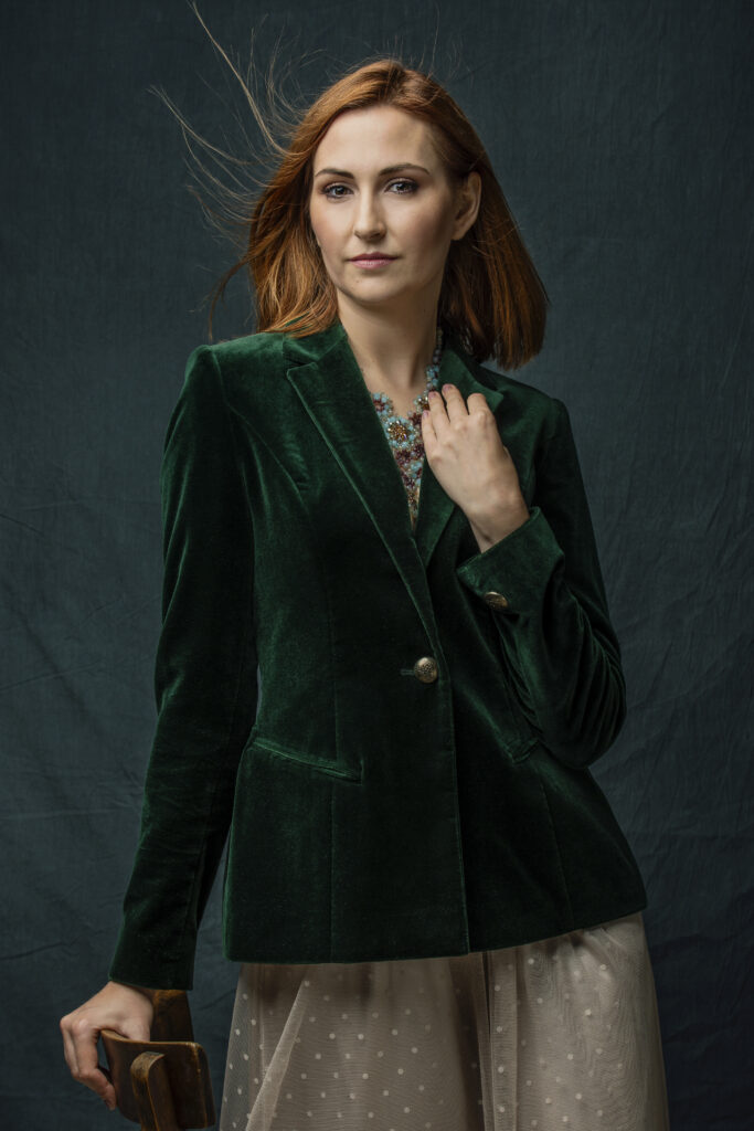 <img scr="https://www.stylowamoda.pl/osobista-stylistka-warszawa.jpg" alt="Zakupy-ze-stylistką-przegląd-szafy-analiza-kolorystyczna-kreowanie-wizerunku-warszawa-olsztyn-trójmiasto-poznań"/>