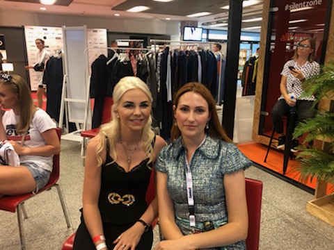 <img scr="https://www.stylowamoda.pl/olsztyn-osobista-stylistka-zakupy-ze-stylistką-przeglad-szafy.jpg" alt="Zakupy-ze-stylistką-przegląd-szafy-analiza-kolorystyczna-kreowanie-wizerunku-warsztaty-stylu"/>
