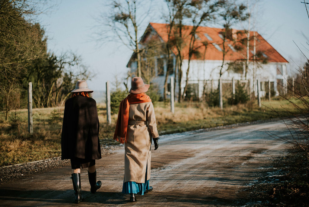 <img scr="https://www.stylowamoda.pl/olsztyn-osobista-stylistka-zakupy-ze-stylistką-przeglad-szafy.jpg" alt="Zakupy-ze-stylistką-przegląd-szafy-analiza-kolorystyczna-kreowanie-wizerunku-warsztaty-stylu"/>