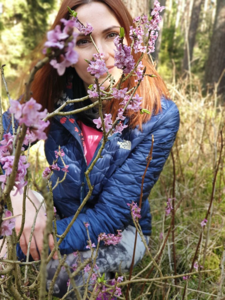 <img scr="https://www.stylowamoda.pl/olsztyn-osobista-stylistka-zakupy-ze-stylistką-przeglad-szafy.jpg" alt="Zakupy-ze-stylistką-przegląd-szafy-analiza-kolorystyczna-kreowanie-wizerunku-warsztaty-stylu"/>